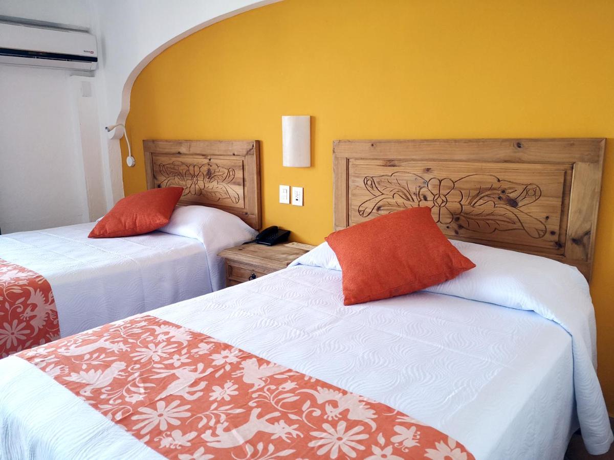 Hotel El Pescador Пуэрто-Вальярта Экстерьер фото