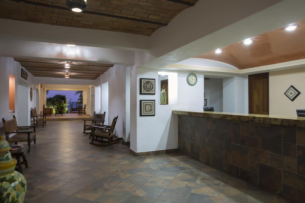 Hotel El Pescador Пуэрто-Вальярта Экстерьер фото