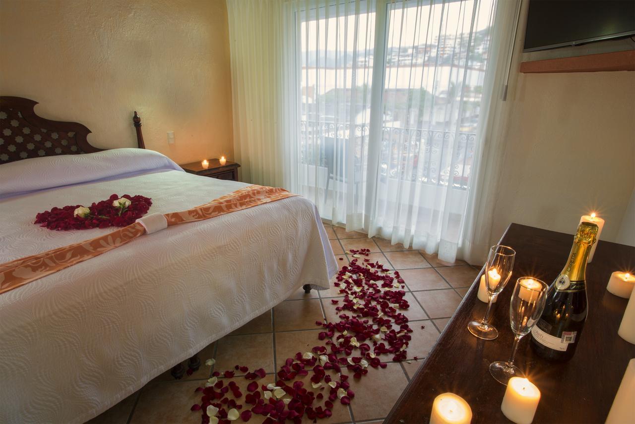 Hotel El Pescador Пуэрто-Вальярта Экстерьер фото